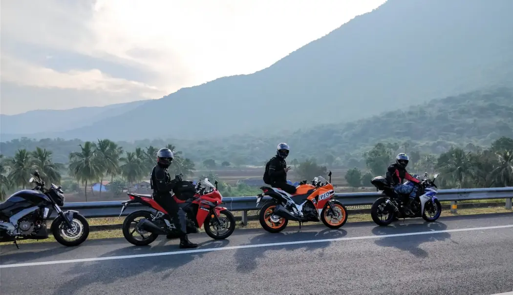 Zakup odzieży oraz akcesoriów motocyklowych - na co zwracać uwagę?