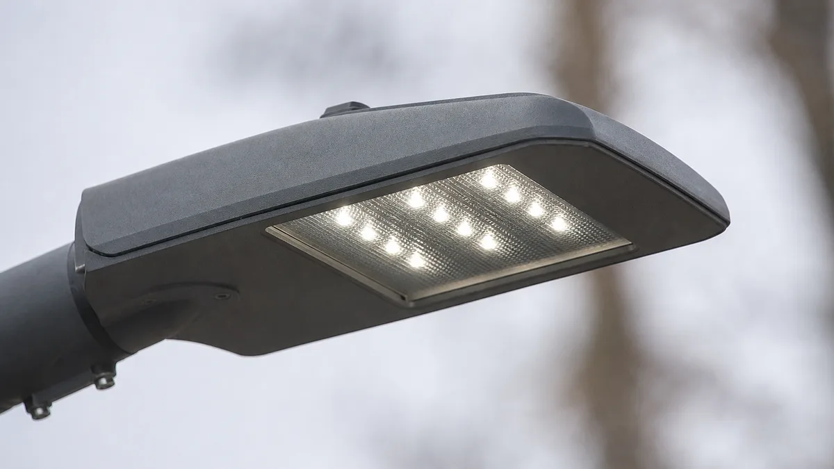 Ponad 3,5 tys. lamp do wymiany. Bełchatów zyska inteligentne oświetlenie