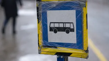Jedna trasa zamienia się w dwie. Autobusy pojadą przez Kałduny