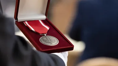 Osiem par z Bełchatowa odebrało medale za 50 lat małżeństwa