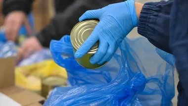41 ton żywności dla mieszkańców Bełchatowa. Paczki już trafiają do rodzin