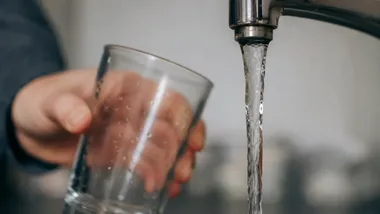 Wodociąg Suchcice z ograniczeniami. Sanepid zaleca przegotowanie wody