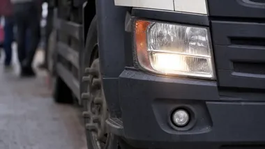 Nowa Scania zastąpiła niesprawny samochód. Pomoże przy drogach i zimie