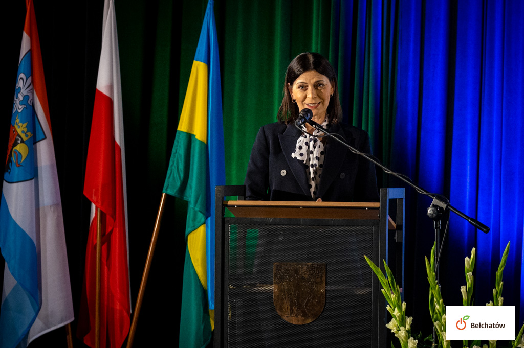 Prezydent Mariola Czechowska podziękowała wszystkim samorządowcom za pracę na rzecz rozwoju lokalnej społeczności