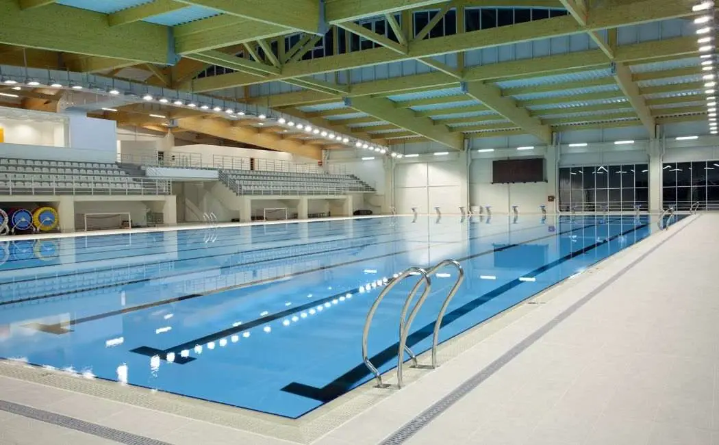 Zmiany w grafiku Powiatowego Centrum Sportu - basen i lodowisko w święta