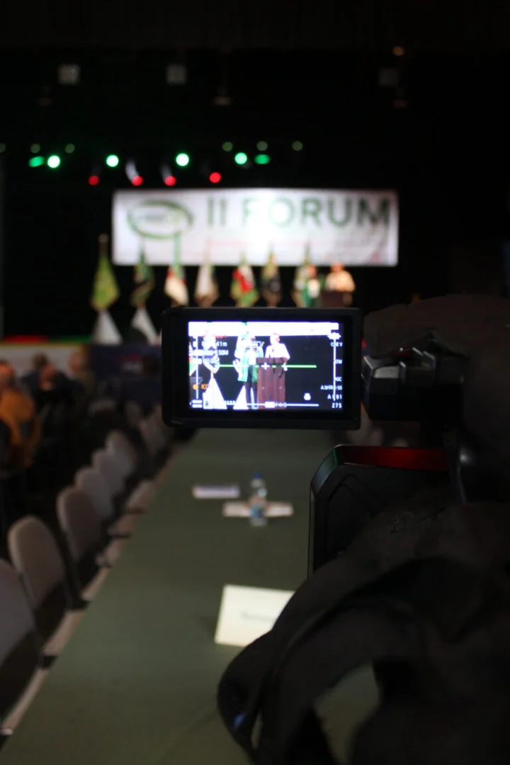 Grafika promocyjna wydarzenia IV Ogólnopolskie Forum Społecznej Inspekcji Pracy