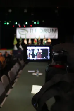 Grafika promocyjna wydarzenia IV Ogólnopolskie Forum Społecznej Inspekcji Pracy