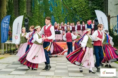 Komik, teatr i jabłecznik literacki. Festiwal sztuki wraca do Bełchatowa
