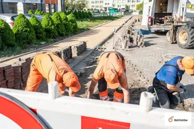 Stare płyty znikają z ulic. W Bełchatowie trwa szeroka wymiana chodników
