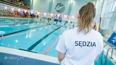 Grafika promocyjna wydarzenia Mistrzostwa Powiatu Bełchatowskiego w Pływaniu Drużynowym dzieci i młodzieży