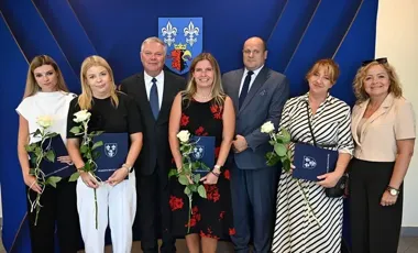 Cztery nauczycielki z Bełchatowa awansowały. Odebrały akty mianowania