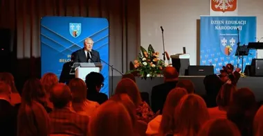 Nauczyciele z powiatu bełchatowskiego odebrali Nagrody Starosty