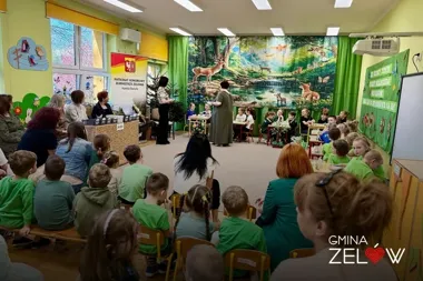 W Zelowie młodzi ekolodzy pokazali, że las nie jest im obojętny