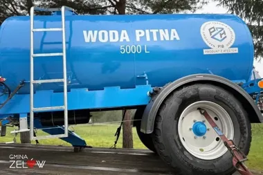 Dwa beczkowozy dla gminy Zelów. Każdy pomieści 5 tysięcy litrów wody